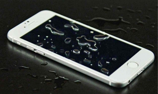 手机进水了怎么办 可能导致的问题